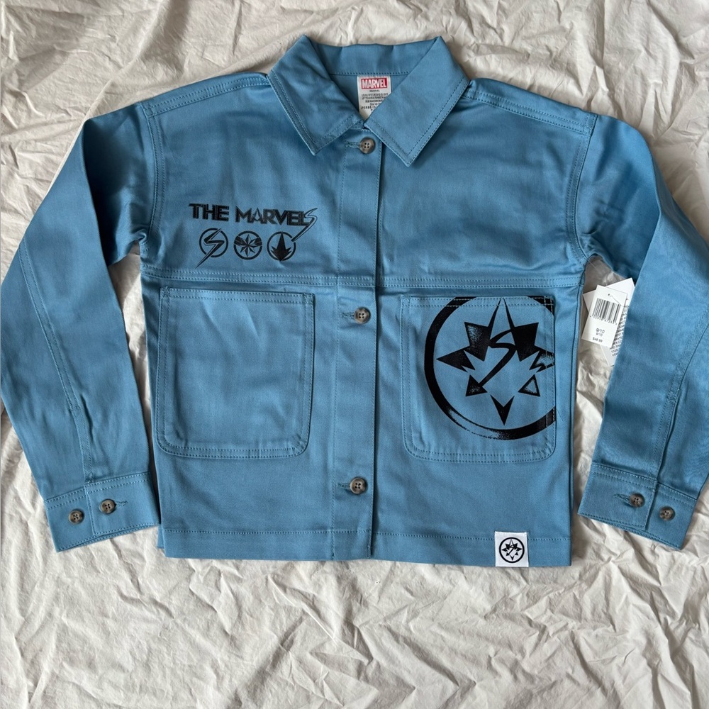 Disney Parks Avengers Marvel Kids Light Blue Jacket size 9/10 brand new nwt